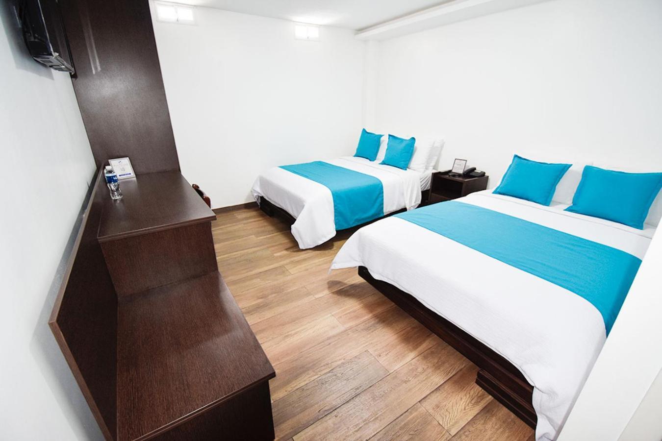 Hotel Plaza Victoria 이바라 외부 사진