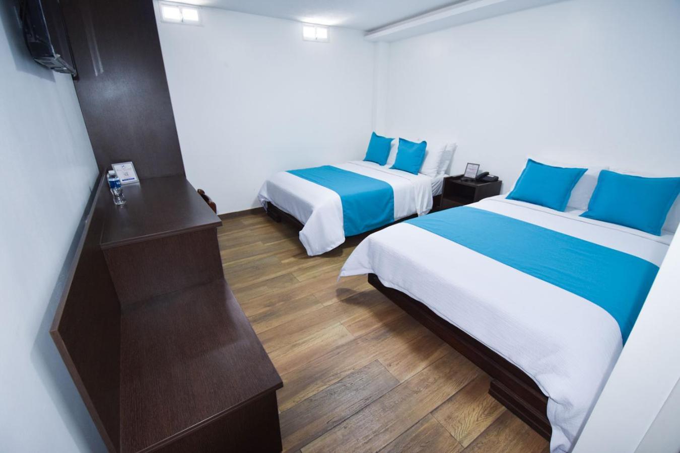 Hotel Plaza Victoria 이바라 외부 사진