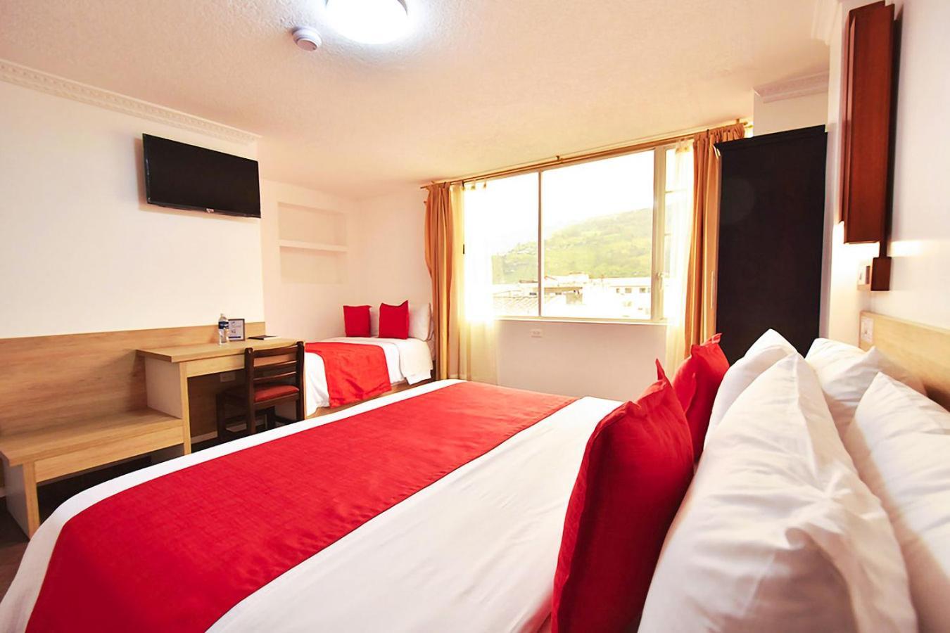 Hotel Plaza Victoria 이바라 외부 사진
